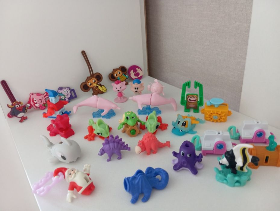 Игрушки из Киндер сюрприза