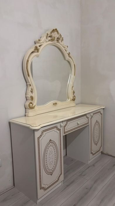 Спальный гарнитура