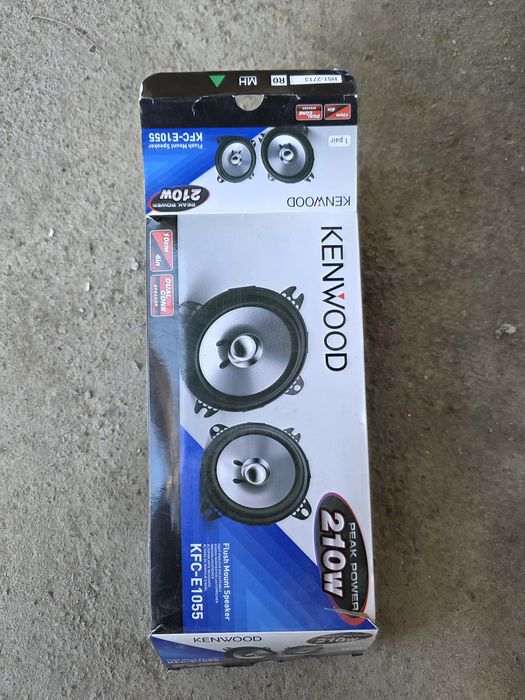 колонки в автомобиль