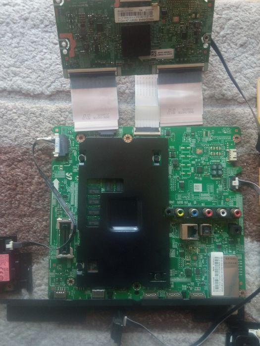 Sursa și placa TV Samsung UE40JU6000W