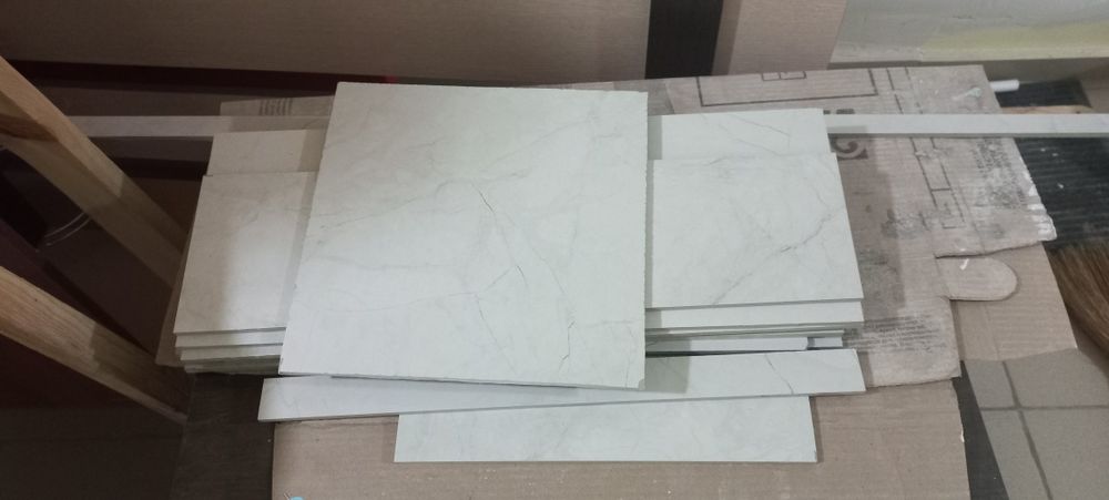 Продам Керамогранит  в остатках, гипсокартон
