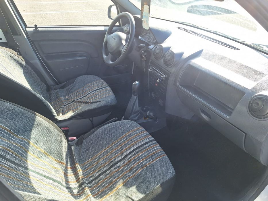 Dacia Logan Pick up 1.6 MPI 90 CP