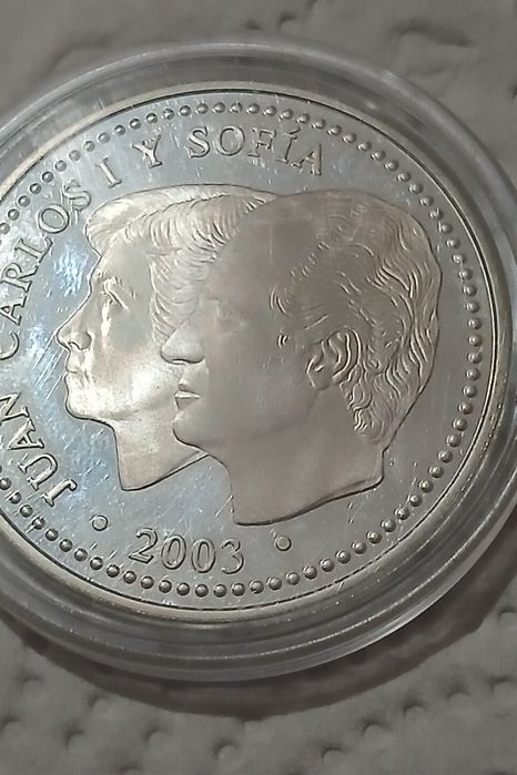 Сребърна монета.