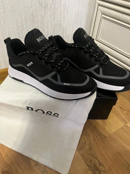 Boss кроссовки босс 39-43