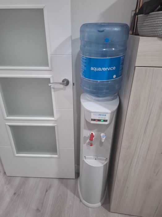 Dozator de apa caldă/ rece cu led rosupt apa calda si verde pt apa rece