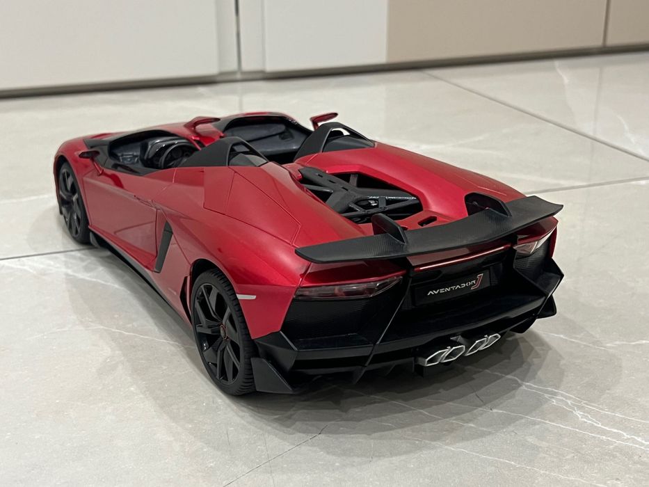 Кола RASTAR 57500 1:12 Lamborghini J RC Car