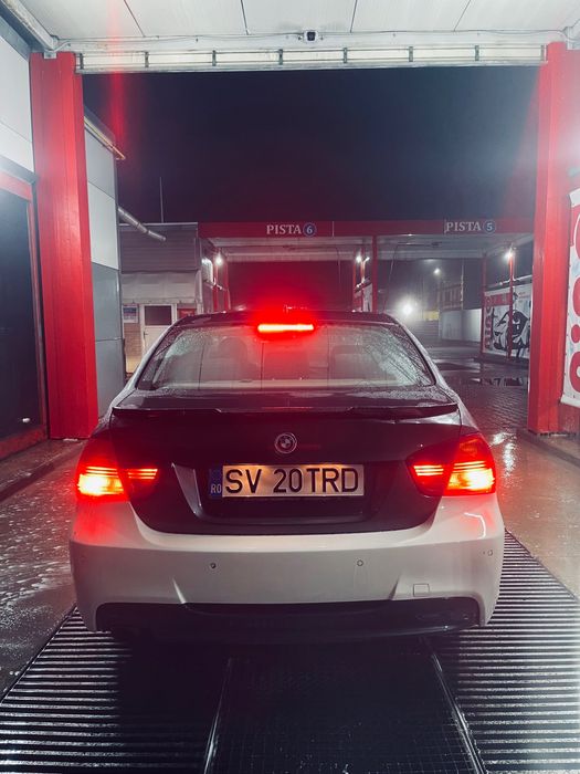 Vând sau schimb BMW 318d