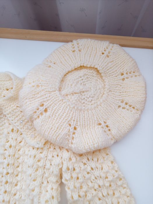 Costumas superb lucrat de mana