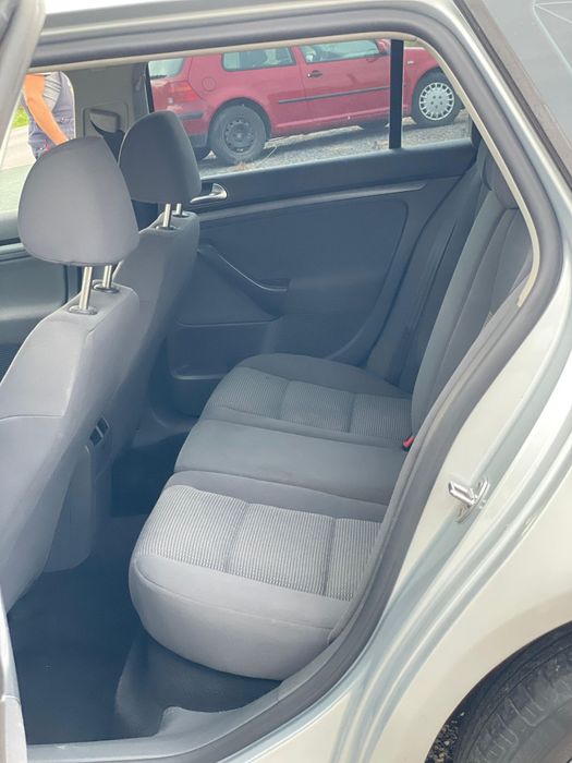 Vand vw golf 5 variant 1.9tdi.an 2009.