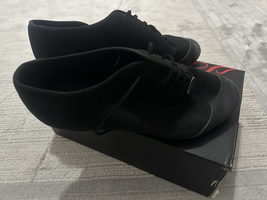 Pantofi dans copii 32 - 34 si 41 marimea