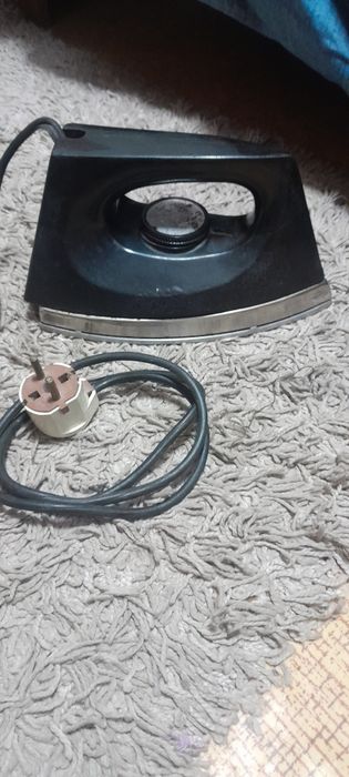 Утюг Советский .