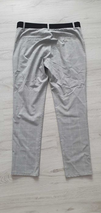 Pantaloni stofa Zara - 2 perechi - se vand separat sau impreuna