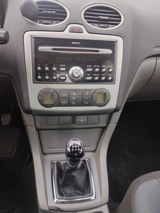 Ford Focus 1.6 газ