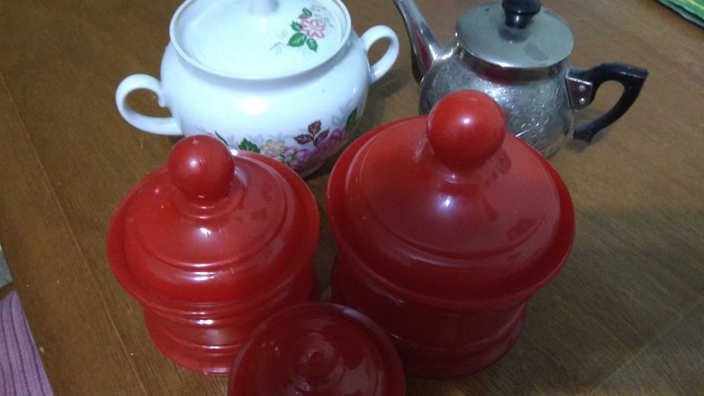 Чашки, посуда. Разная.