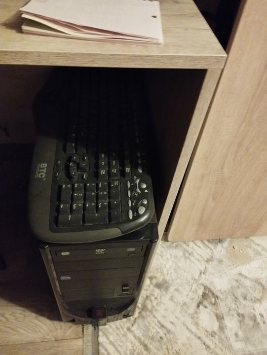 Компьютер настольный с колонками