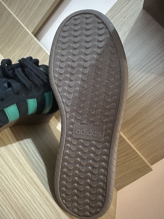 Обувки Adidas 46 номер - отговаря на 45