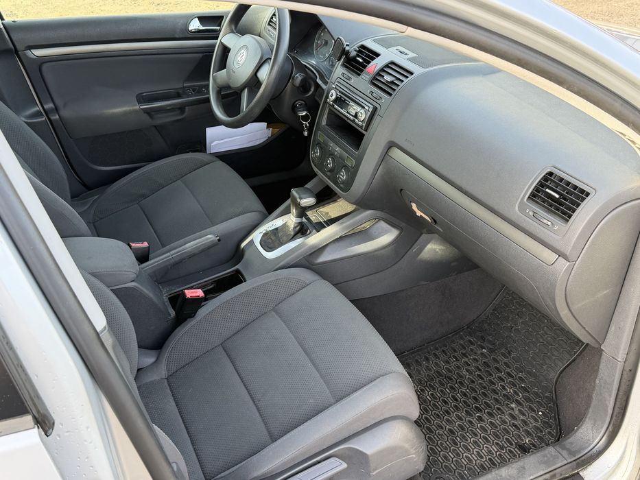 Volkswagen Golf 5 CUTIE AUTOMATĂ 188.000km!