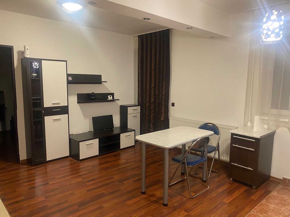 Apartament de inchiriat