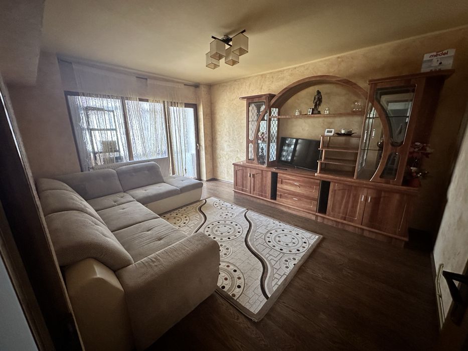 Apartament decomandat Calea Bucuresti