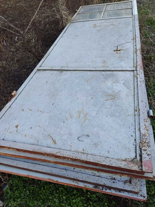 Метални врати масивни