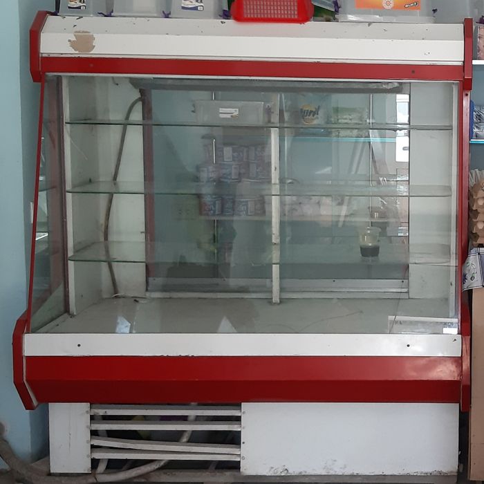 Витриний Холодилник
