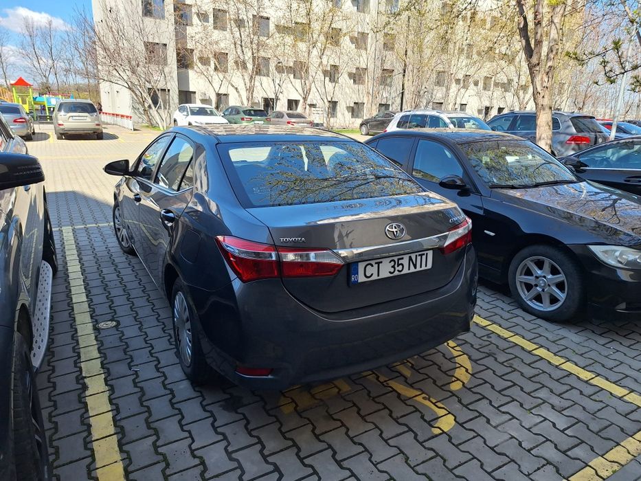 TOYOTA Corolla 2015 — imagine 2