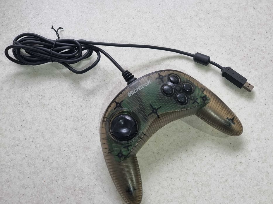 Ретро-геймпад Microsoft SideWinder Game Pad USB (Полупрозрачный)