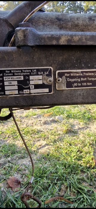 Vând trailers Ifor Williams 2,7 tone