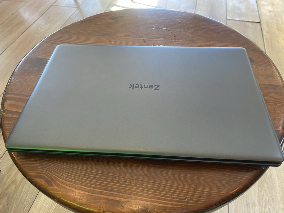 Ноутбук Zentek S1DUO