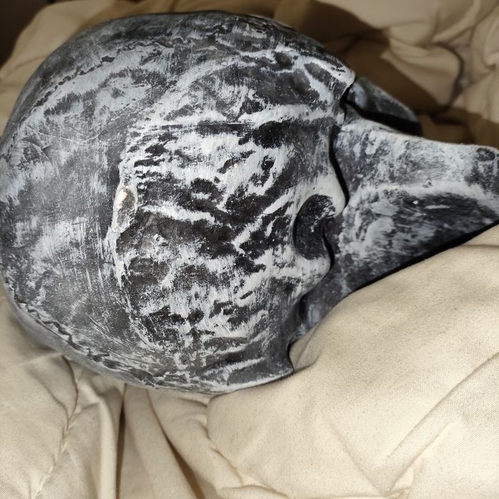 Антикварный череп