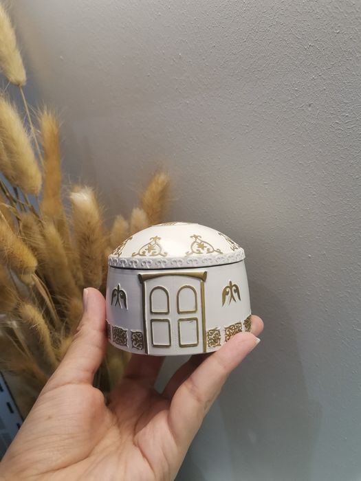 Юрта шкатулка тойбастар