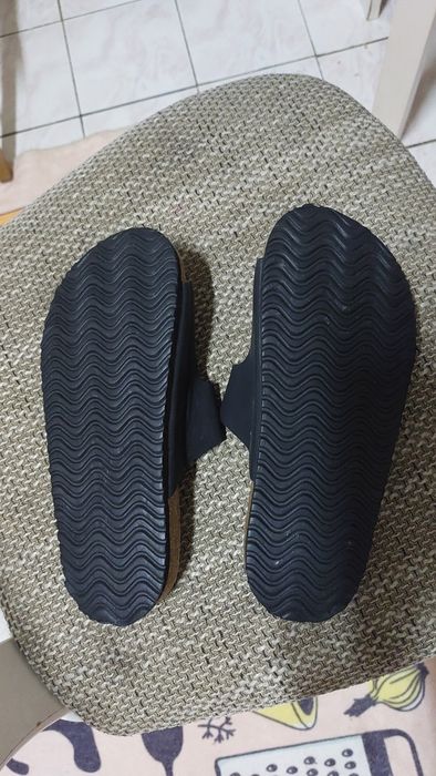 Papuci marimea 34 talpa piele aproape noi