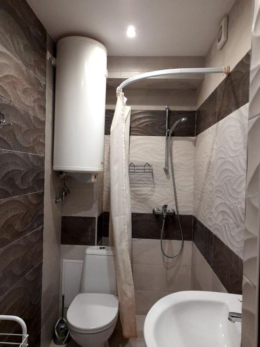 Дава се под наем Едностаен апартамент в Варна, Център - 40 кв.м за 475 € - Снимка #6