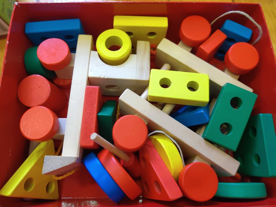 Детски дървени играчки./3бр. играчки: влакче, писта, влакче