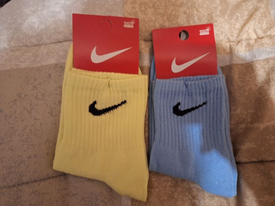 Дамски чорапи найк и адидас