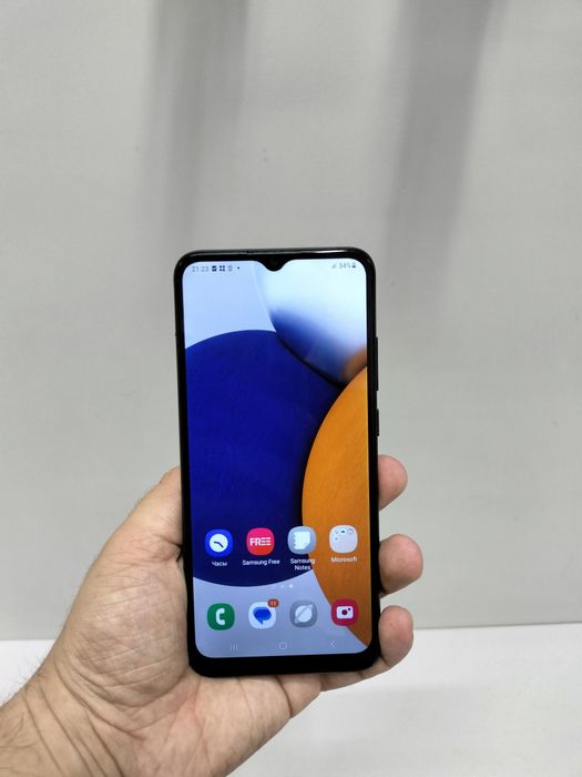 Продам Samsung A03 64GB
