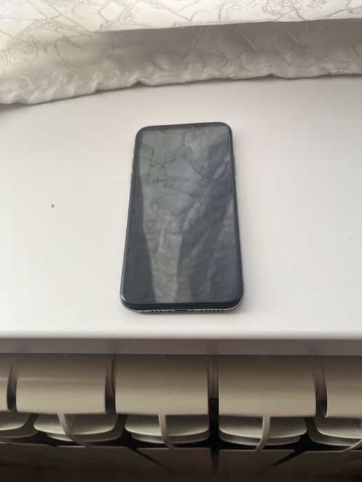 Продам Iphone XS 256gb