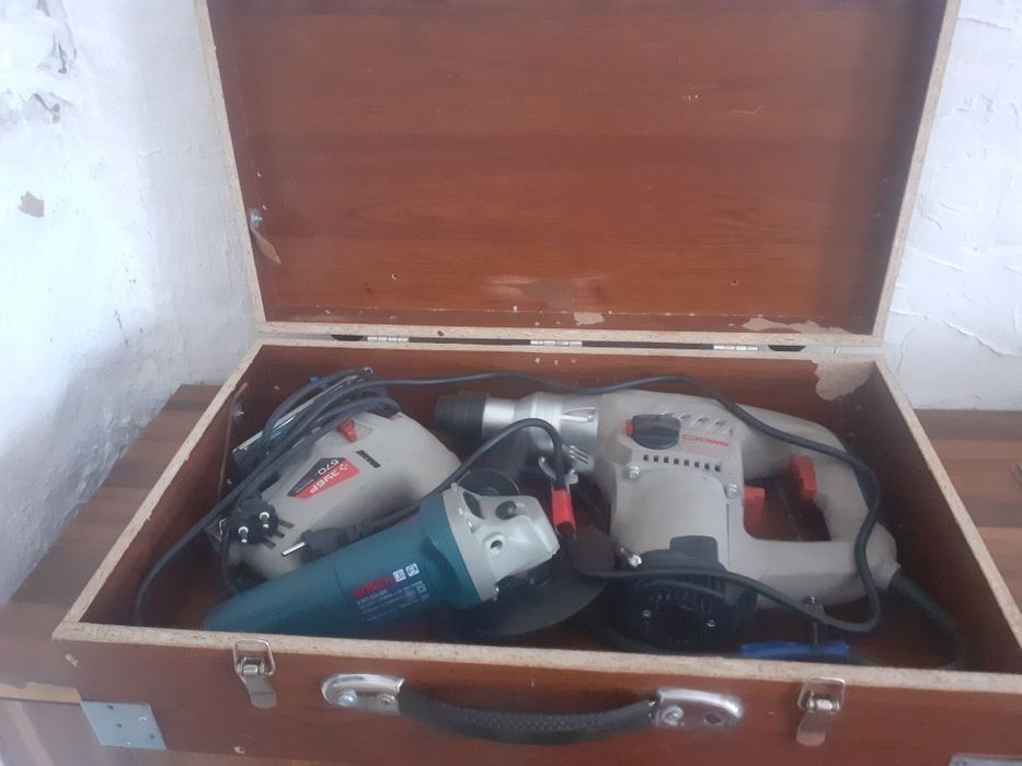 Чемодан  100000т по вашим просьбам балоны 2шт шт 11т бот 44р 45р 6т