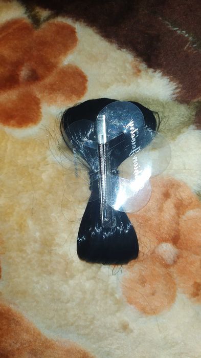 Заколка для волос в форме банта со стразами