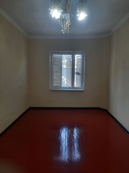 Сотилади: Чирчик шахар, Тройцкий центри Феруза-4 уй, 1 хоналик, 4-этаж