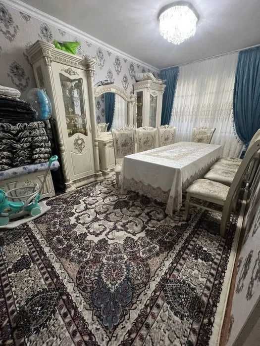 КаракамишДа 3 хонали чройли дизайнга ега болган квартира сотилади!!