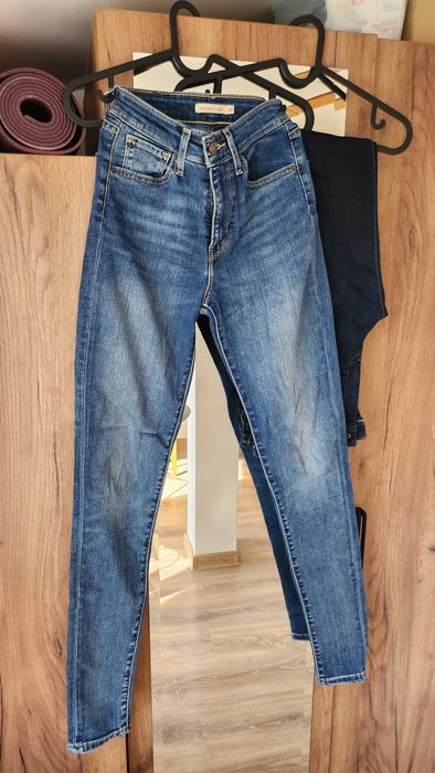 Дънки Levis skinny fit high rise w24 l32 син цвят и тъмно син