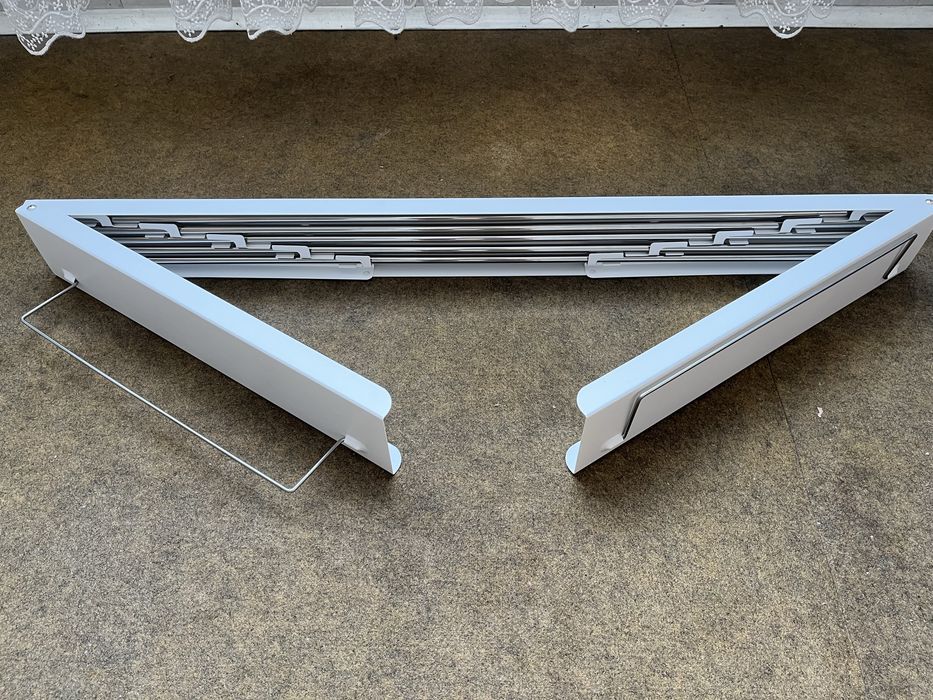 Сгъваем сушилник за дрехи