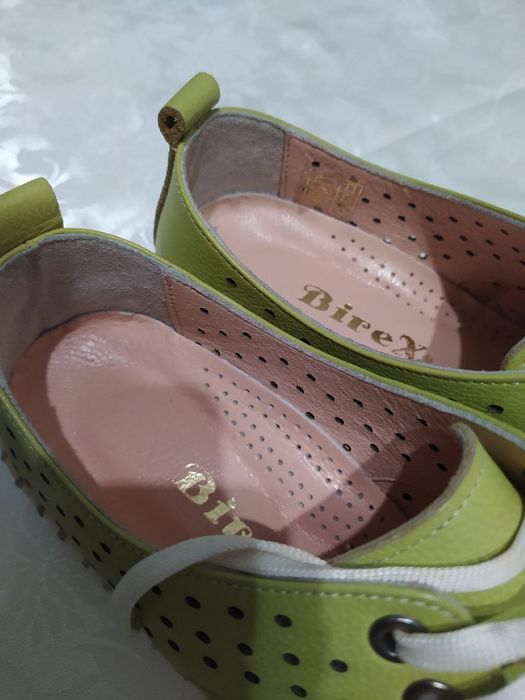 Ботинки на танкетке.