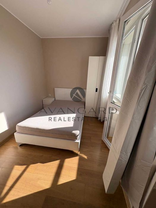 Продава се Тристаен апартамент в Пловдив, Център - 77 кв.м за 3052 €/кв.м - Снимка #4