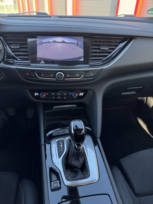 Opel Insignia 2020 2.0 CDTI BiTurbo 4x4