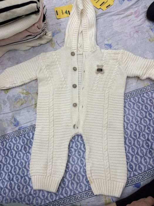 Продам детские комбинезоны