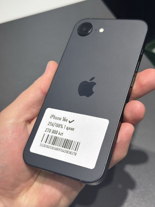Iphone 16e 256gb 100% состояние идеал