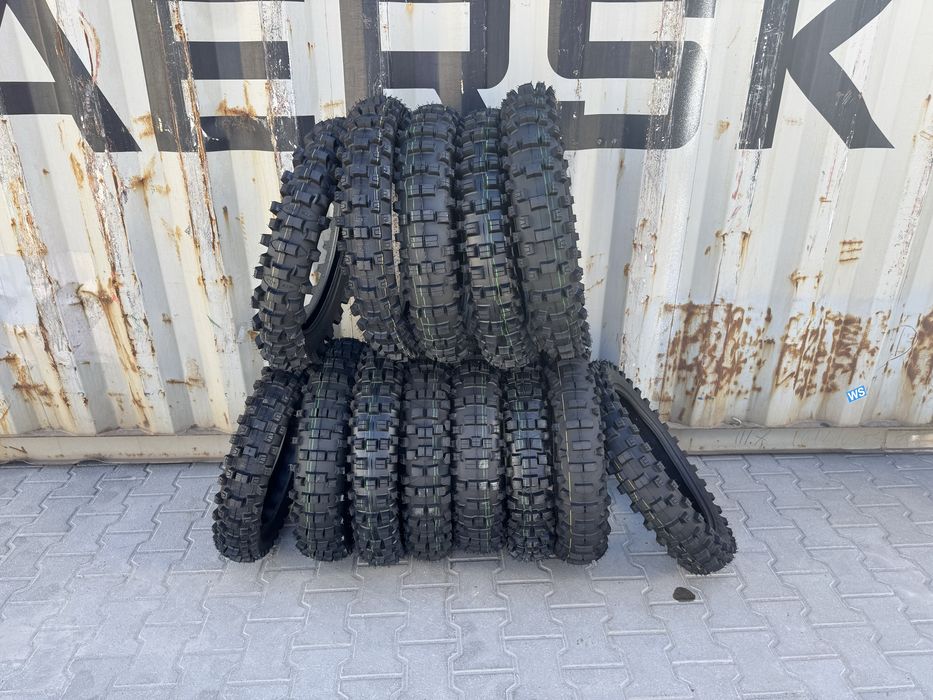 Ендуро и мотокрос гуми 18 и 19 цола различни твърдости и шарки