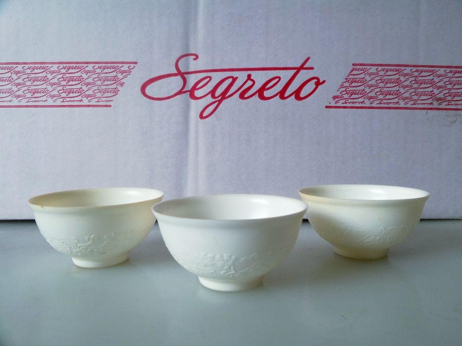 Солонки пластиковые. СССР. Новые.